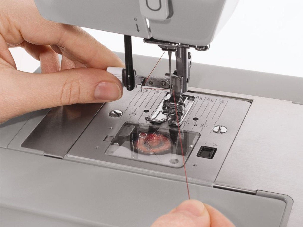 Máquina de coser Singer 4423 Mecánica 23 puntadas, Facilita Pro, STX1, Color Gris